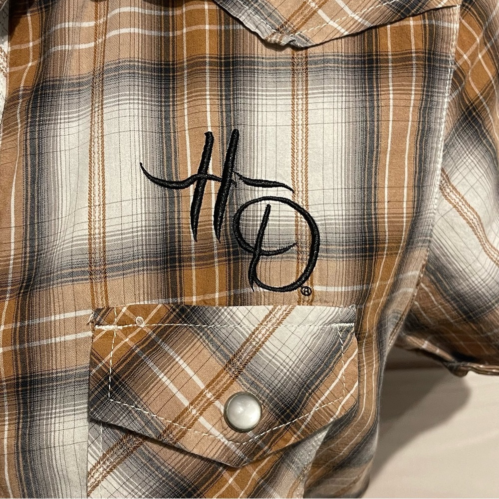 Harley Davidson button up - Picture 4 of 5